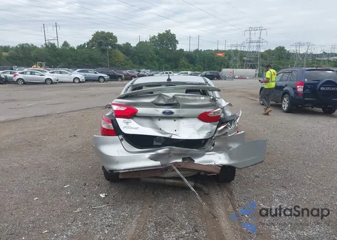 2013 Ford Focus Titanium from USA, damaged, VIN 1FADP3J25DL384141